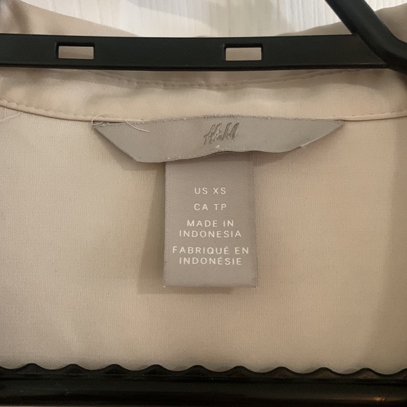 H&M Satin Button Up - Picture 2 of 3